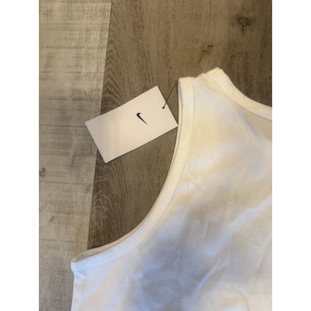 Nike Shirt Youth XL White Red Blue Swoosh Athletic Tank Top Kids FV5925-100 New - Picture 6 of 6